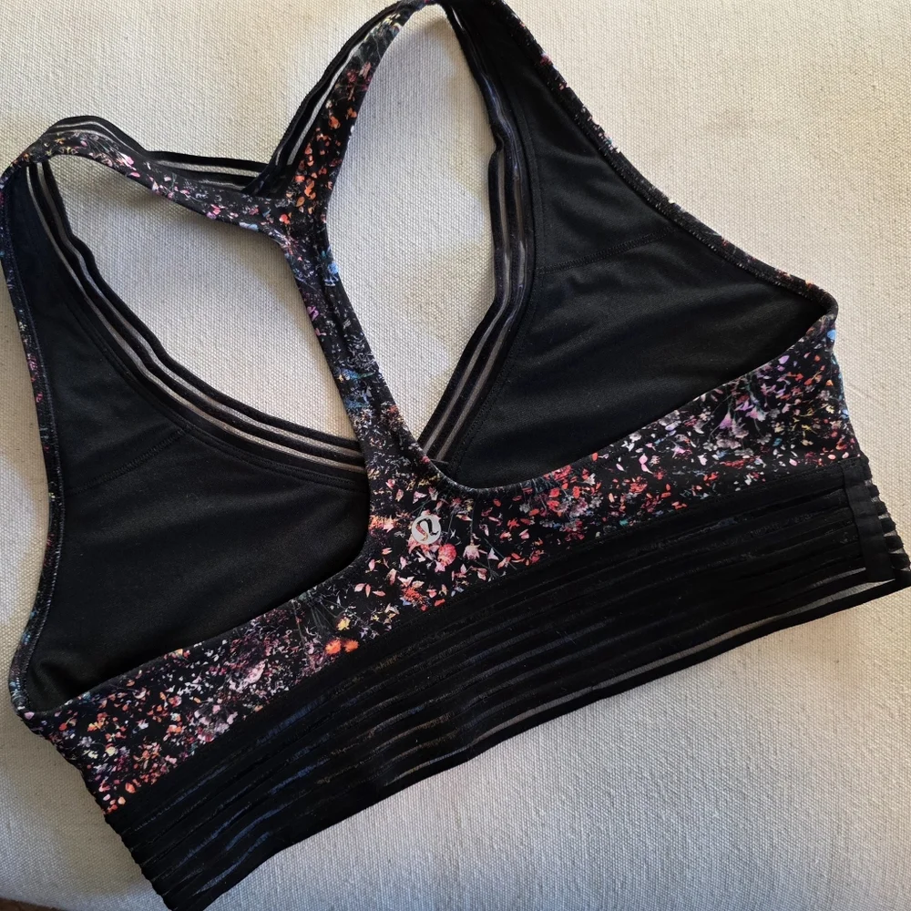 Lululemon Flowerescent Find Focus Bra - Picture 4 of 8